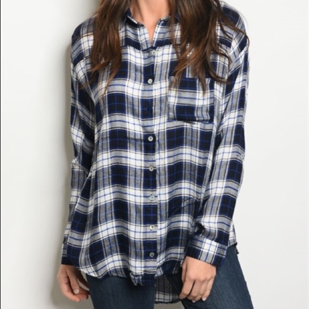 Navy white checkered top